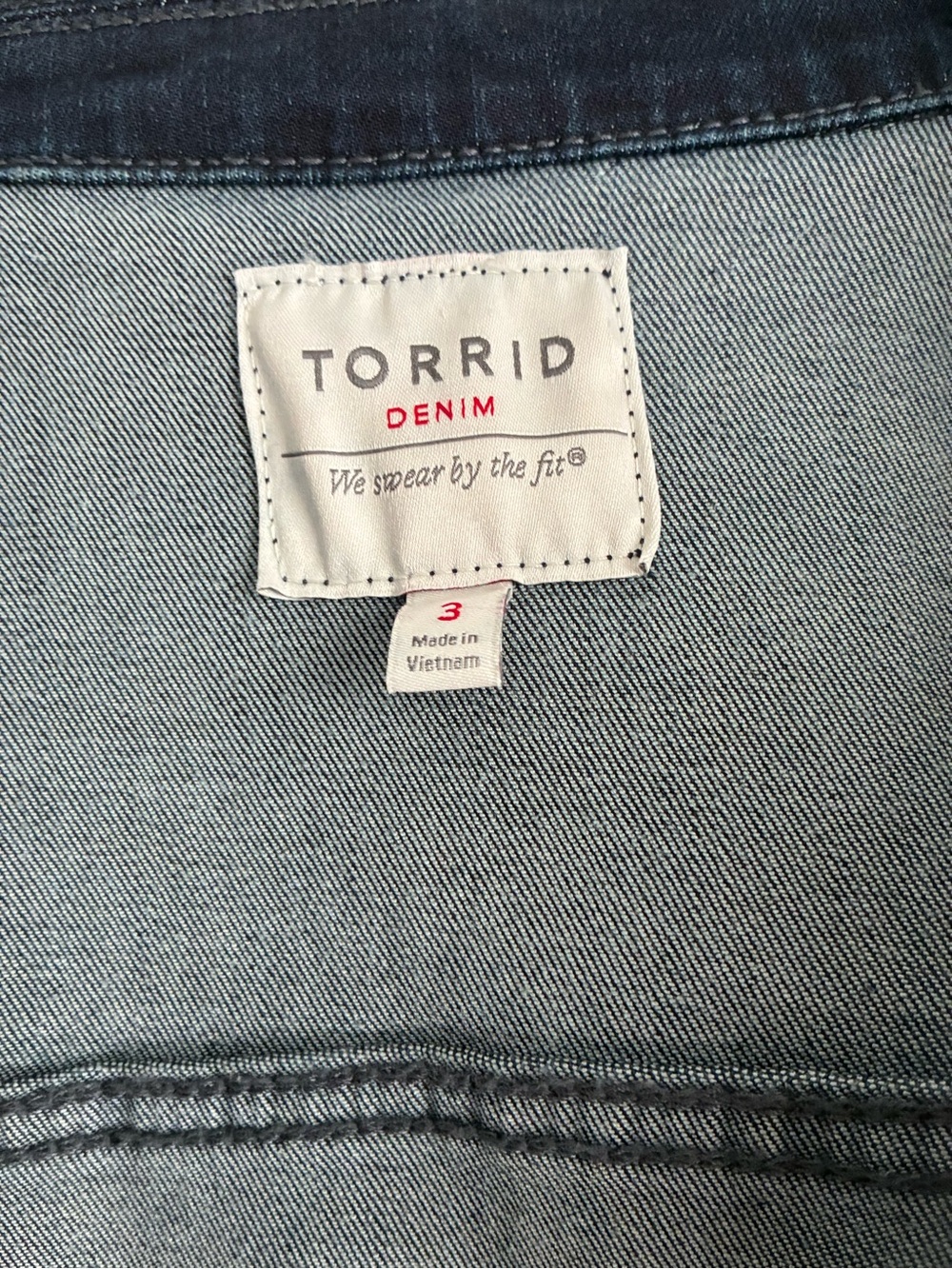 torrid Navy Blue Denim Trucker Jacket - Picture 3 of 3